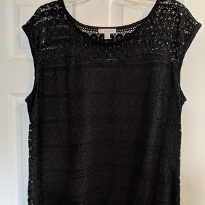 Black lace lined top sleeveless
